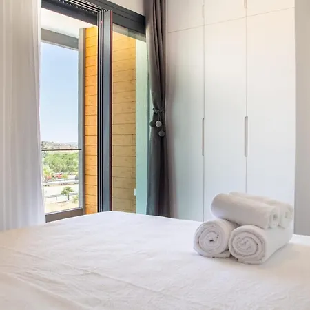 Amazing Villa With Private Pool In Alacati Cesme *