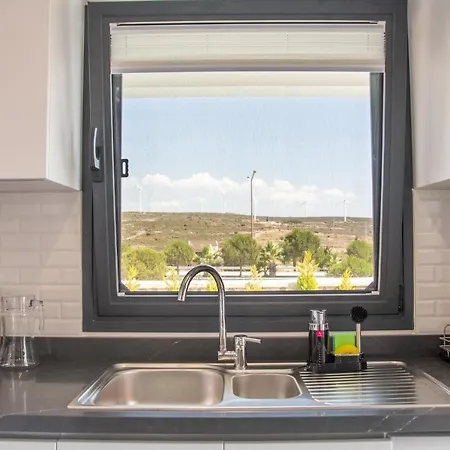 Amazing Villa With Private Pool In Alacati Cesme فيلة *