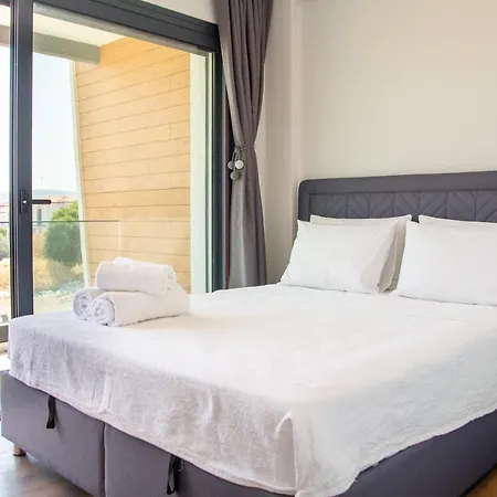 Amazing Villa With Private Pool In Alacati Cesme *